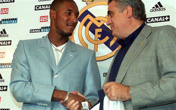 Su estancia en el Real Madrid le valió a Anelka para ganar la Champions/ AP