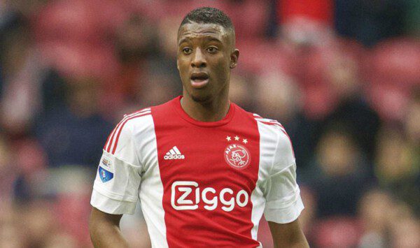 Riechedly Bazoer es la última perla de la cantera 'ajacied'/ Getty Images